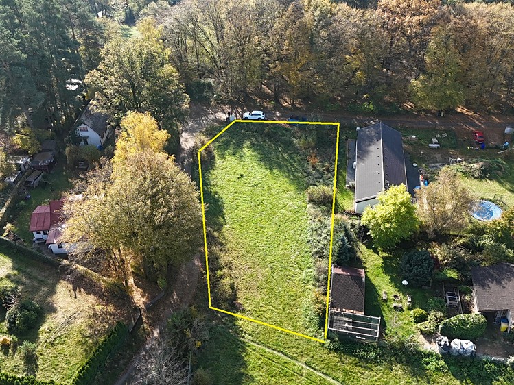 Prodej stavebního pozemku 1 083 m² - foto 6