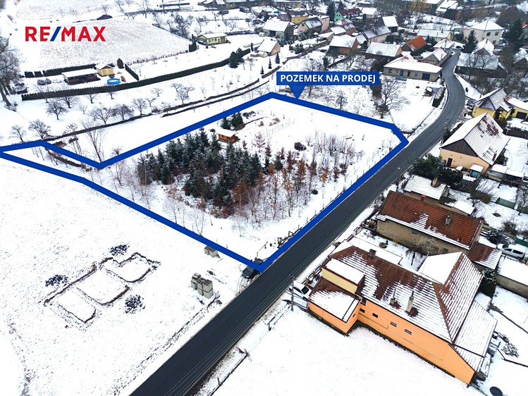 Prodej stavebního pozemku 3 955 m² - foto 2