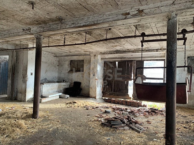 Prodej stavebního pozemku 1 691 m² - foto 7