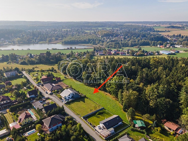 Prodej stavebního pozemku 4 297 m² - foto 5