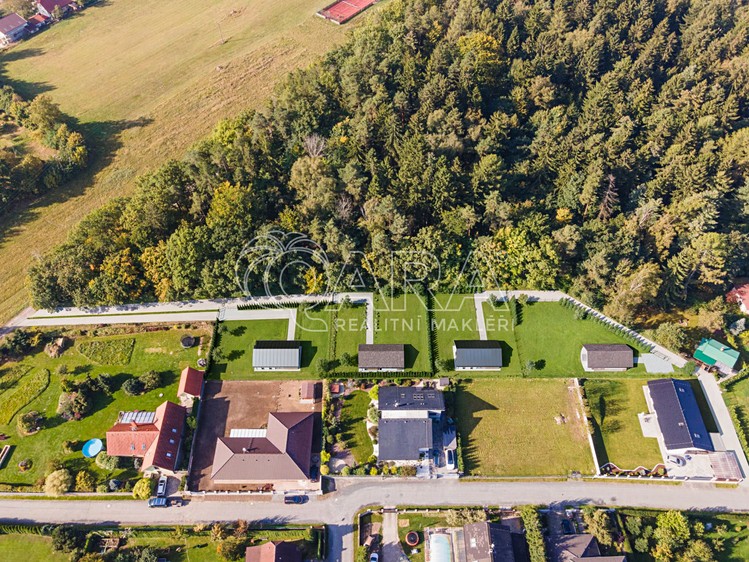 Prodej stavebního pozemku 4 297 m² - foto 8