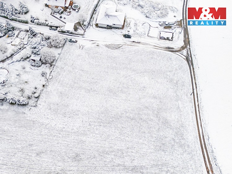Prodej stavebního pozemku 1 692 m² - foto 4
