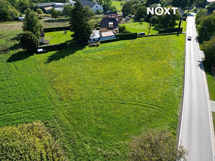 Prodej stavebního pozemku 1 390 m² - foto 4