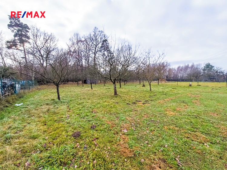 Prodej stavebního pozemku 2 608 m² - foto 8