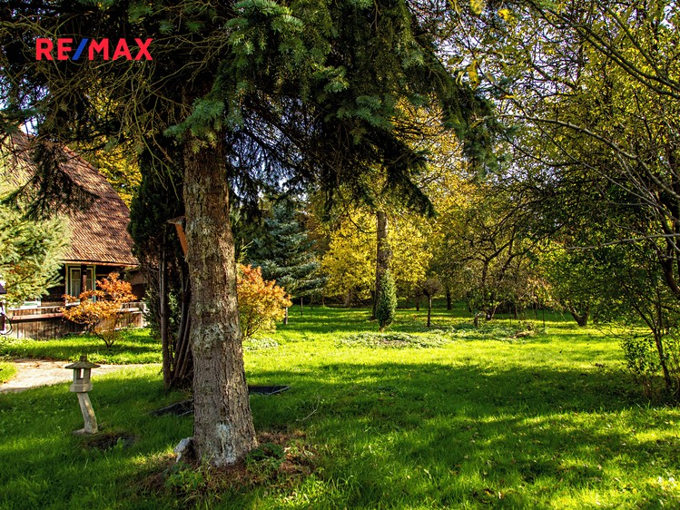 Prodej stavebního pozemku 1 693 m² - foto 7