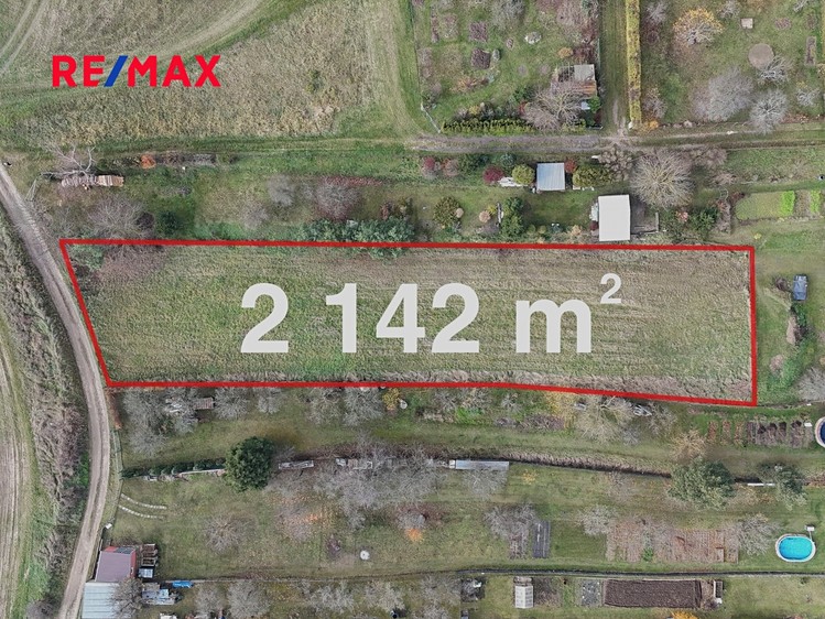 Prodej stavebního pozemku 2 142 m² - foto 4