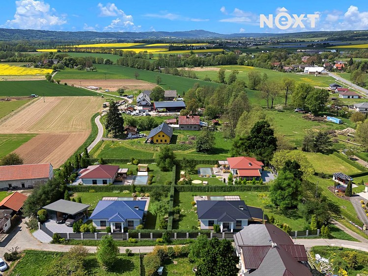 Prodej stavebního pozemku 1 362 m² - foto 1