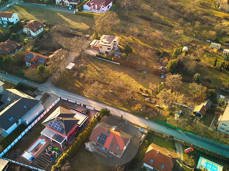 Prodej stavebního pozemku 1 512 m² - foto 4