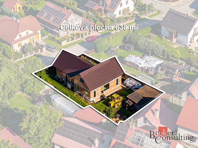 Prodej stavebního pozemku 638 m² - foto 4