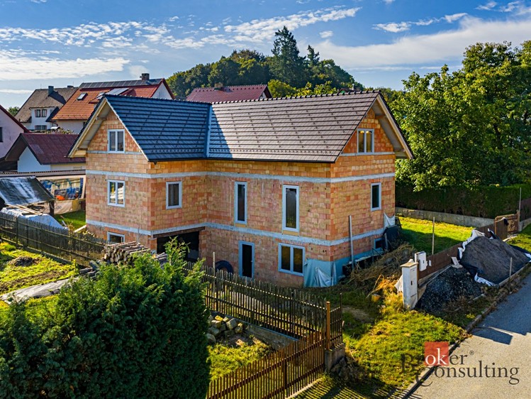 Prodej stavebního pozemku 638 m² - foto 6