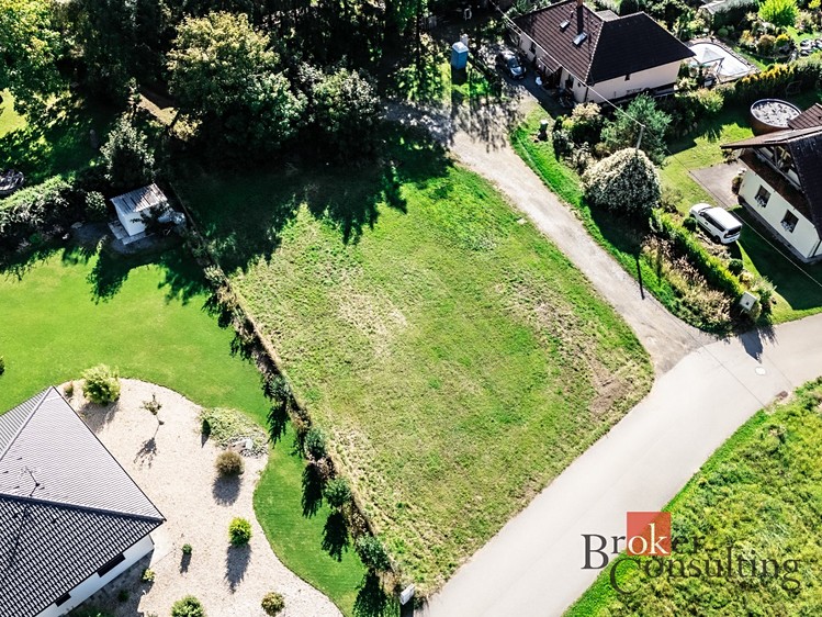 Prodej stavebního pozemku 1 245 m² - foto 2