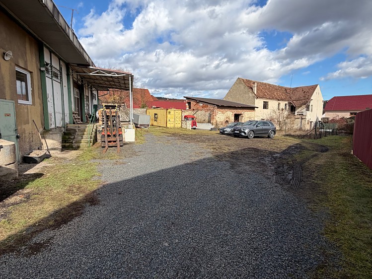 Prodej  komerčního pozemku 1 239 m² - foto 3
