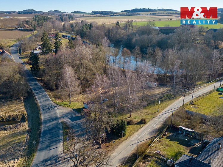 Prodej stavebního pozemku 1 787 m² - foto 4