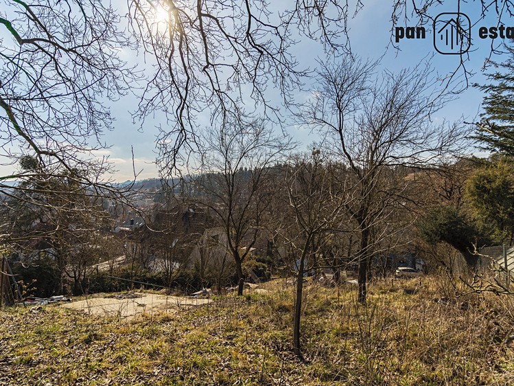 Prodej  stavebního pozemku 585 m² - foto 5