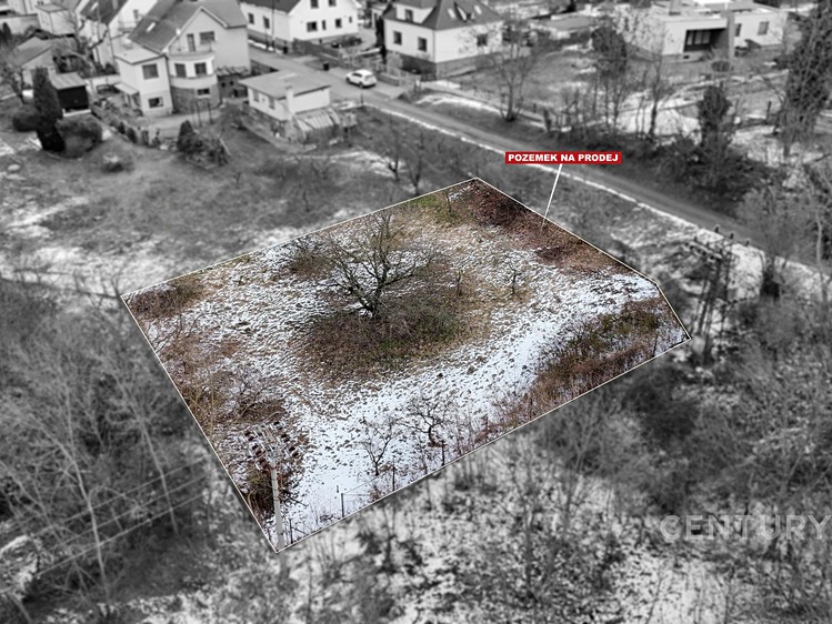Prodej stavebního pozemku 994 m² - foto 2