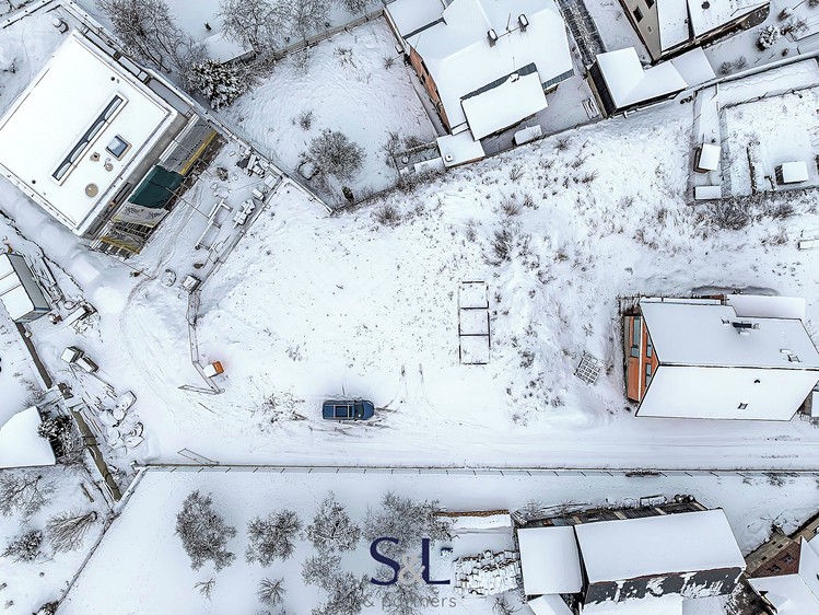 Prodej stavebního pozemku 769 m² - foto 2