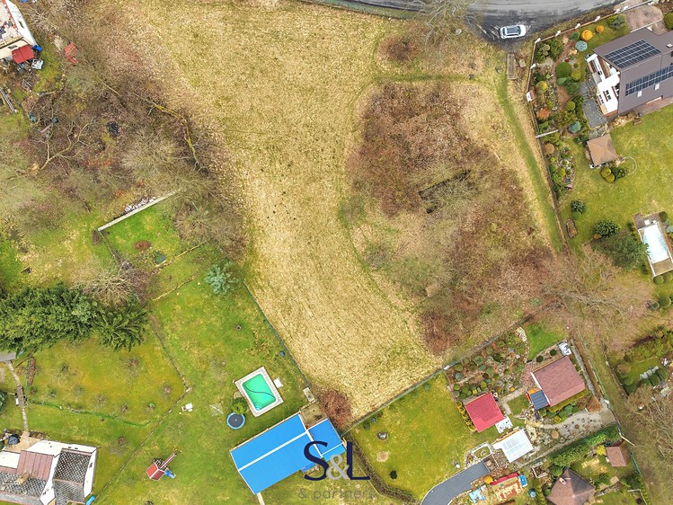 Prodej stavebního pozemku 4 276 m² - foto 1