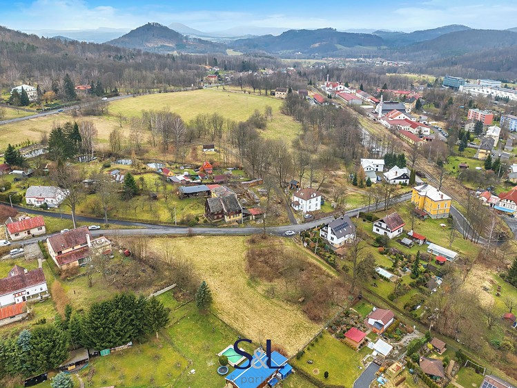 Prodej stavebního pozemku 4 276 m² - foto 3