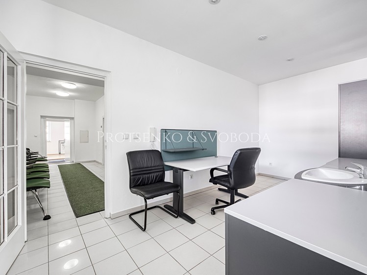 Prodej činžovního domu 530 m² - foto 4