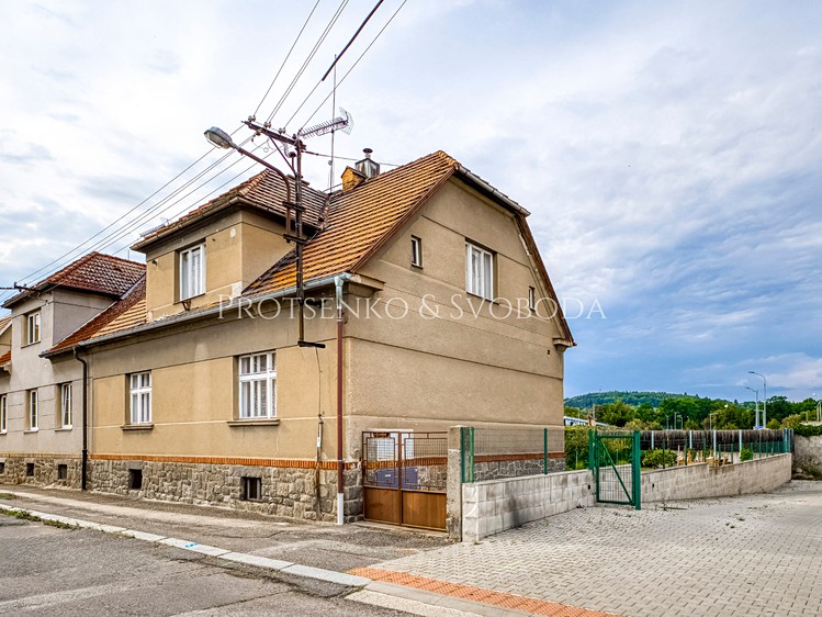 Prodej činžovního domu 220 m² - foto 1