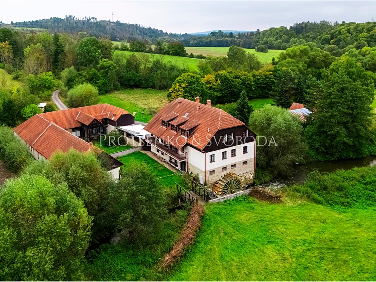 Prodej ubytovacího zařízení 1 220 m² - foto 1