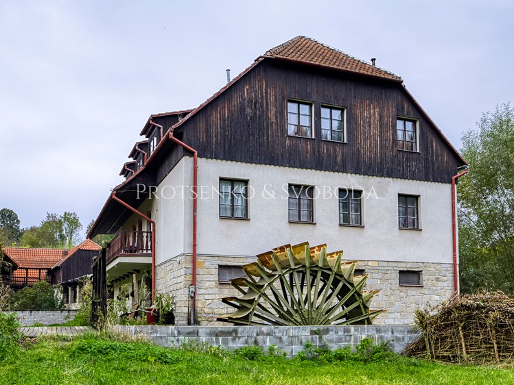 Prodej ubytovacího zařízení 1 220 m² - foto 5