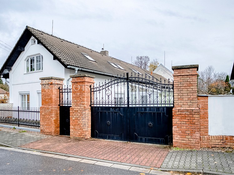Prodej apartmánů 250 m² - foto 3