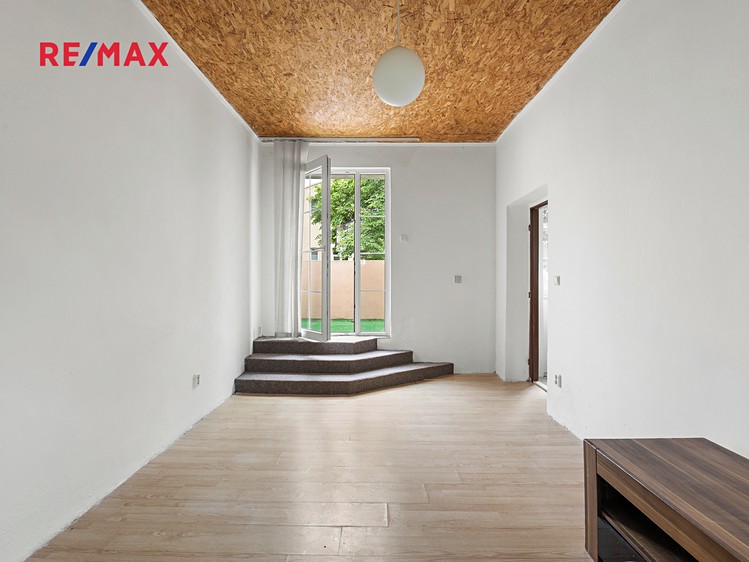 Prodej kanceláře 198 m² - foto 3