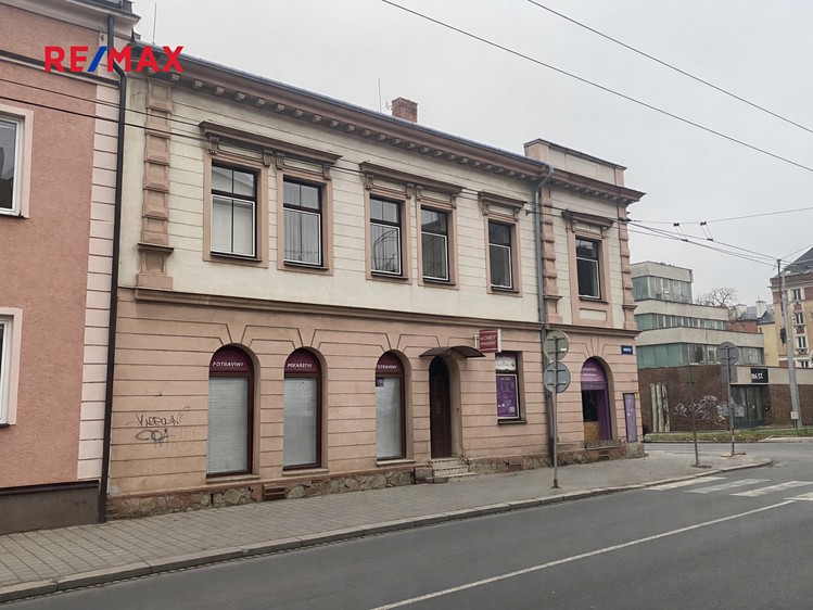Prodej podílu 1/2 činžovního domu 206 m² - foto 2