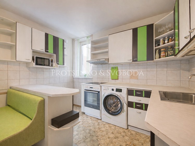 Prodej činžovního domu 186 m² - foto 3