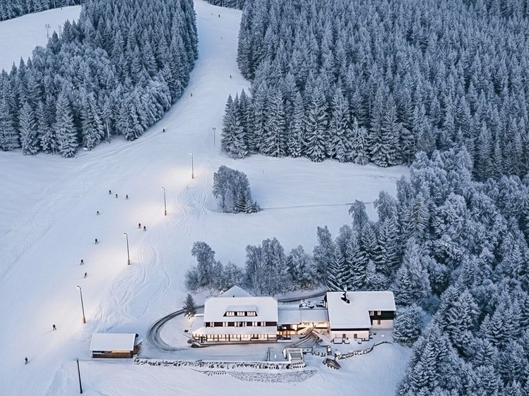 Prodej ubytovacího zařízení 1 021 m² - foto 1