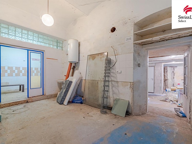 Prodej obchodního prostoru 194 m² - foto 7