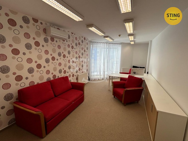 Prodej kanceláře 46 m² - foto 8