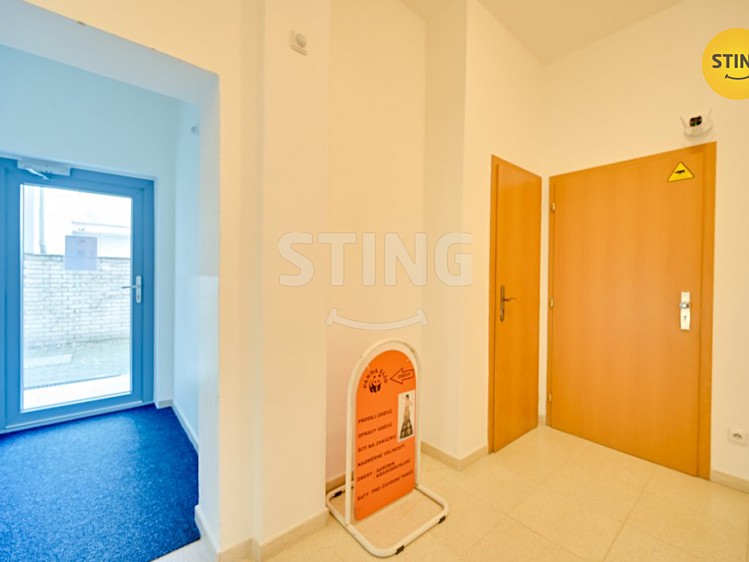 Prodej komerční nemovitosti 609 m² - foto 8