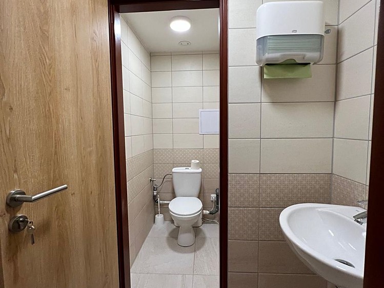 Prodej kanceláře 92 m² - foto 5