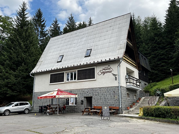 Prodej ubytovacího zařízení 1 200 m² - foto 2