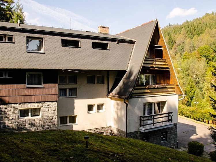 Prodej ubytovacího zařízení 1 200 m² - foto 4