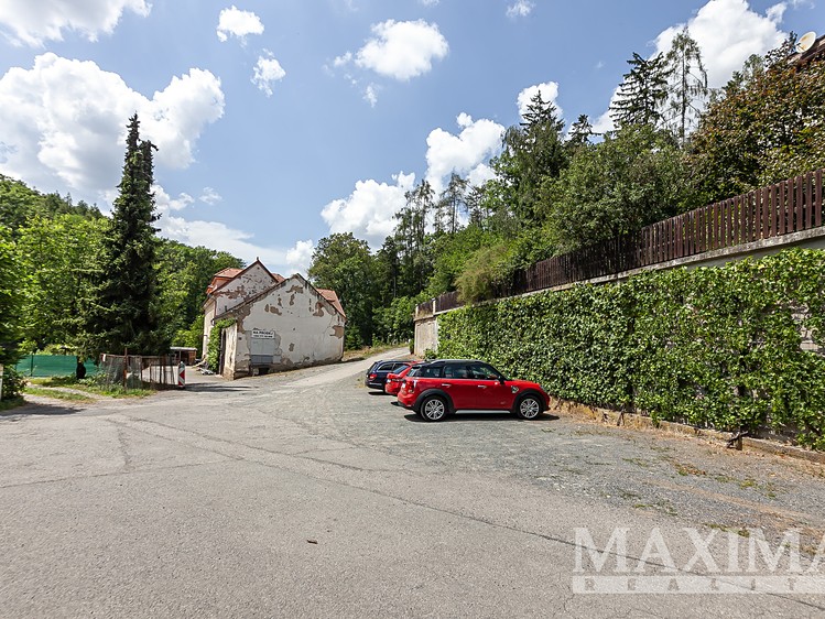 Prodej činžovního domu 1 009 m² - foto 4