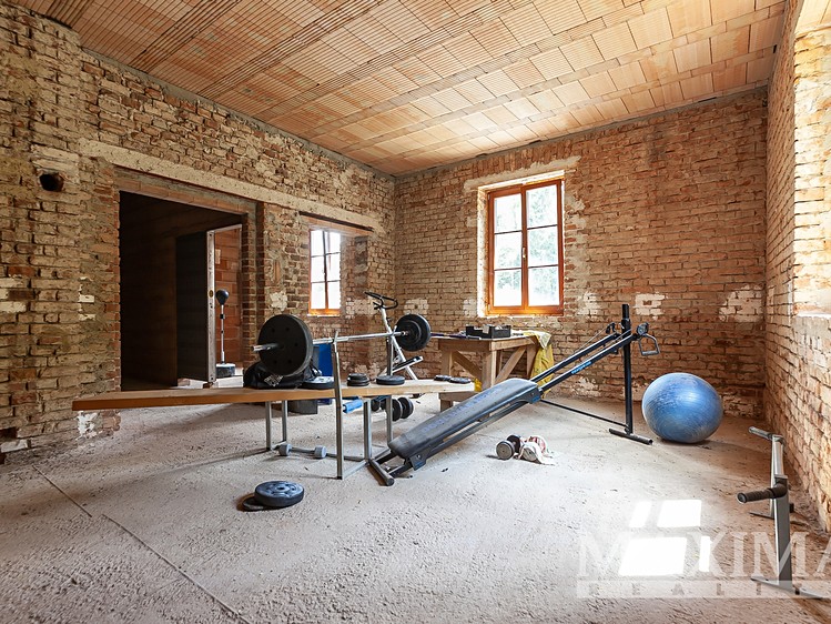 Prodej činžovního domu 1 009 m² - foto 8