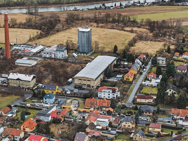 Prodej skladového prostoru 3 457 m² - foto 1