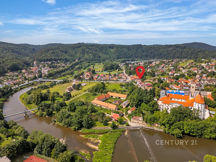 Prodej ubytovacího zařízení 700 m² - foto 1
