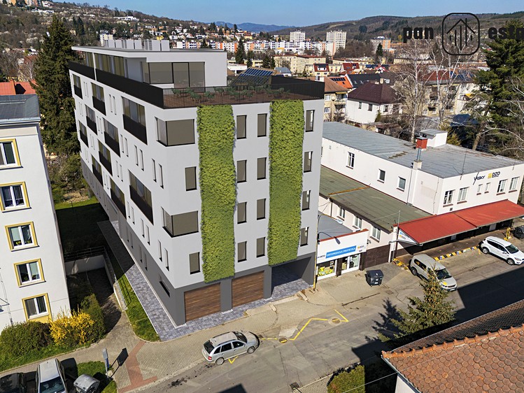 Prodej obchodního prostoru 1 300 m² - foto 1