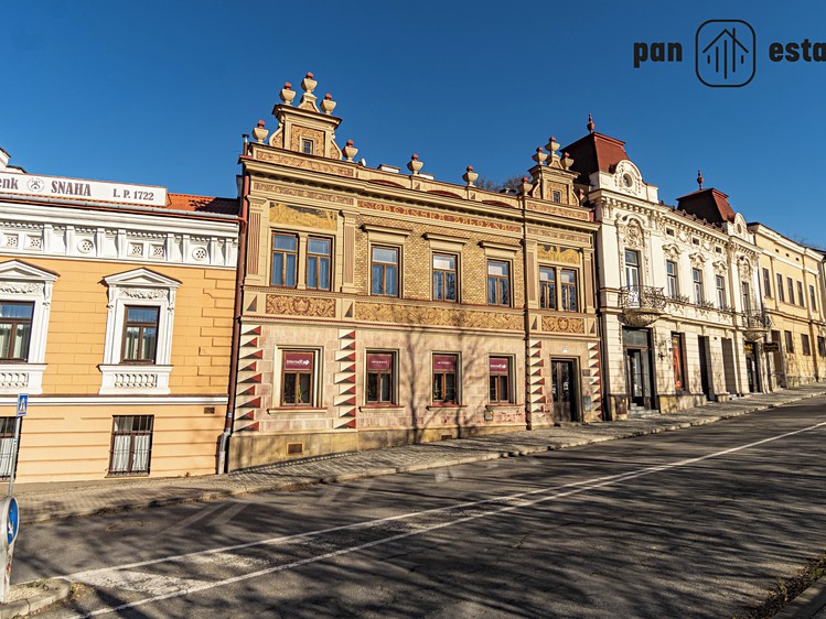 Prodej obchodního prostoru 460 m² - foto 1