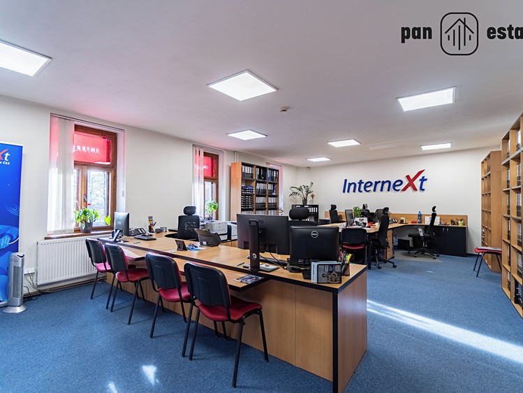 Prodej obchodního prostoru 460 m² - foto 2