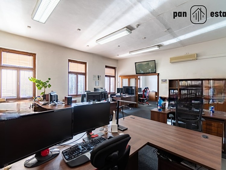 Prodej obchodního prostoru 460 m² - foto 3