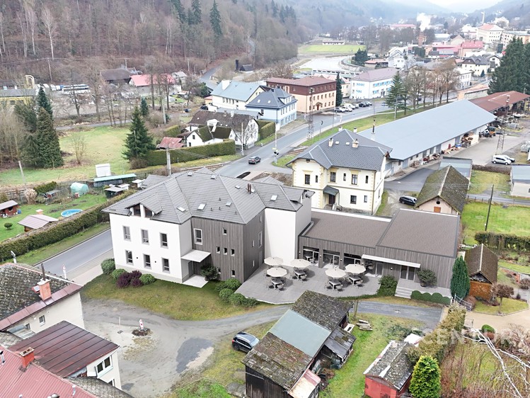 Prodej činžovního domu 1 380 m² - foto 1