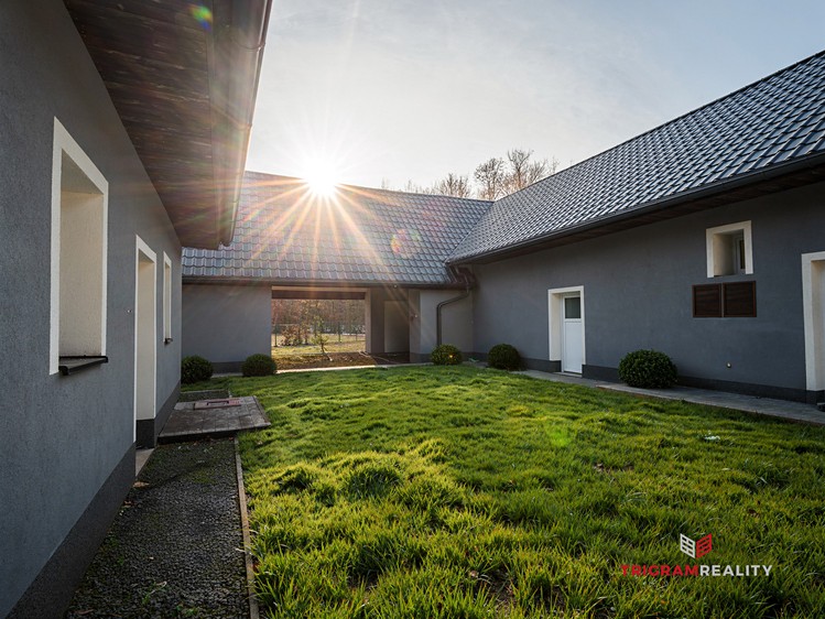 Prodej komerční nemovitosti 117 m² - foto 5