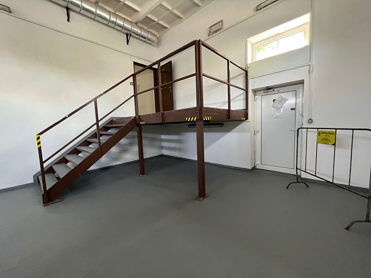 Prodej skladového prostoru 210 m² - foto 8
