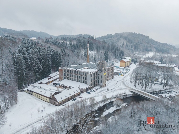 Prodej výrobní haly, prostoru 14 500 m² - foto 3