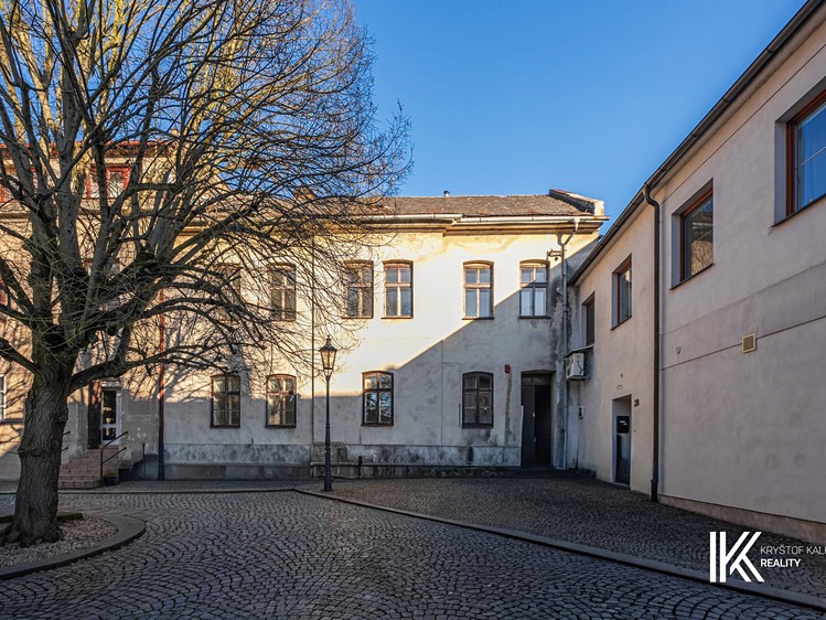 Prodej činžovního domu 309 m² - foto 1